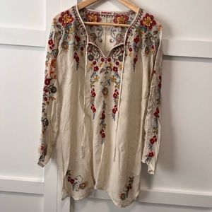 Cream floral embroidered Johnny Was blouse with long sleeves.